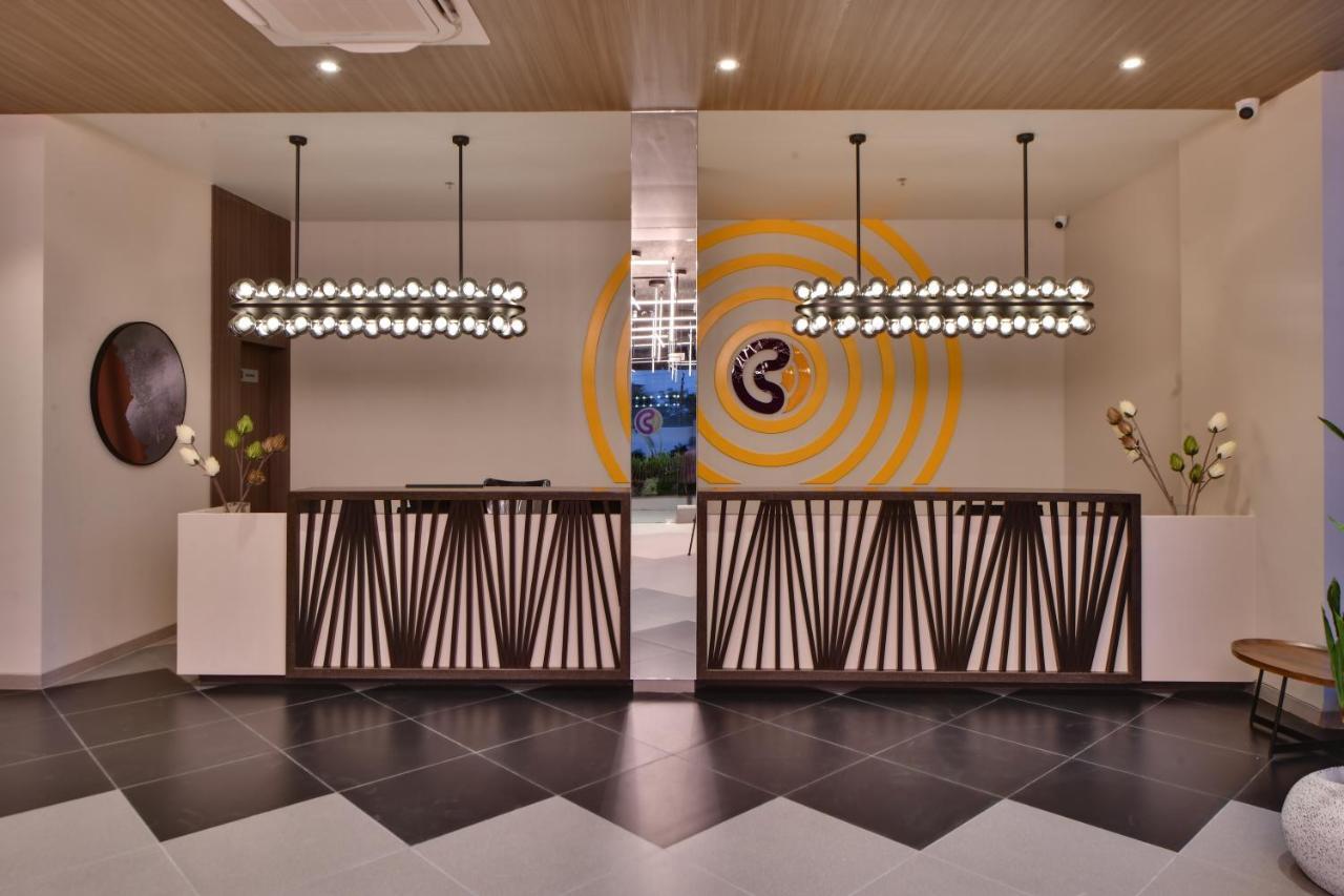 Click Hotel Pithampur Mhow Екстер'єр фото